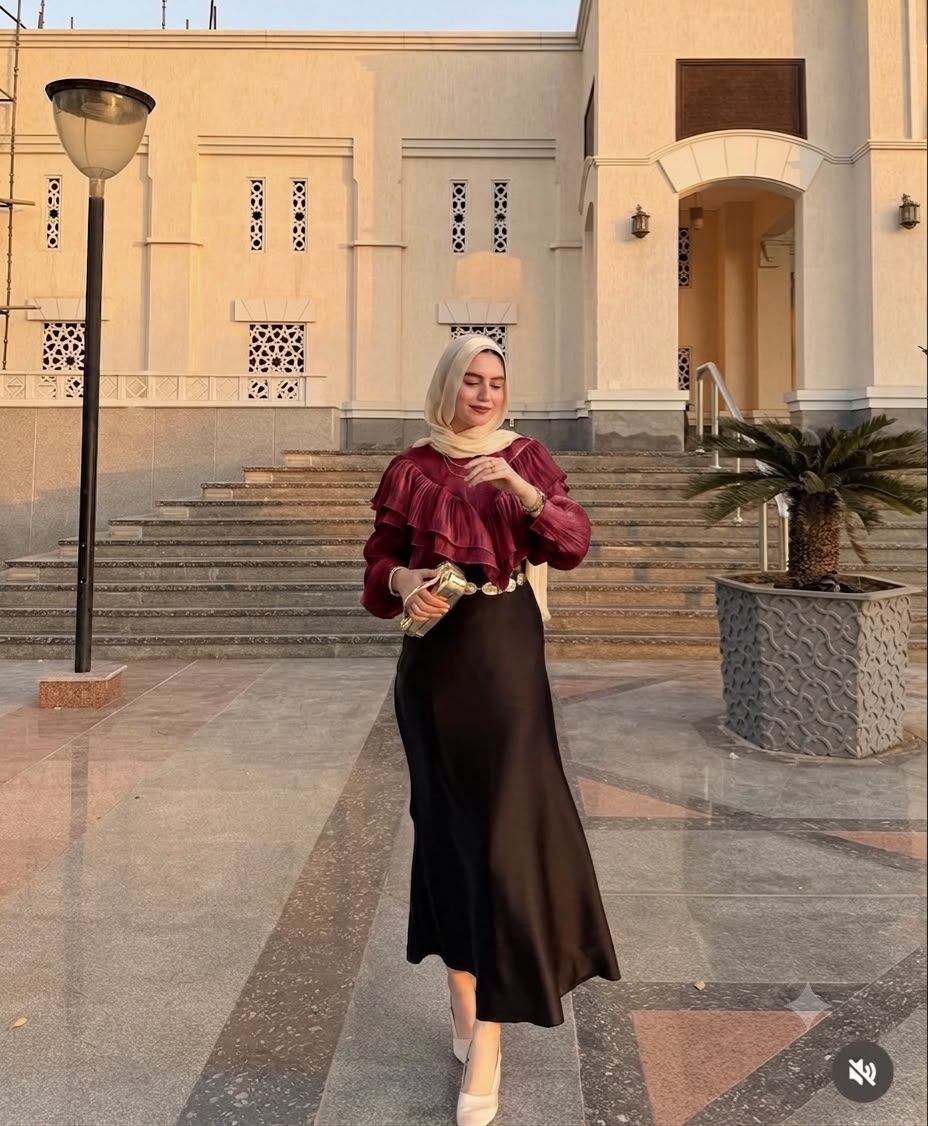 بلاوز رافلز